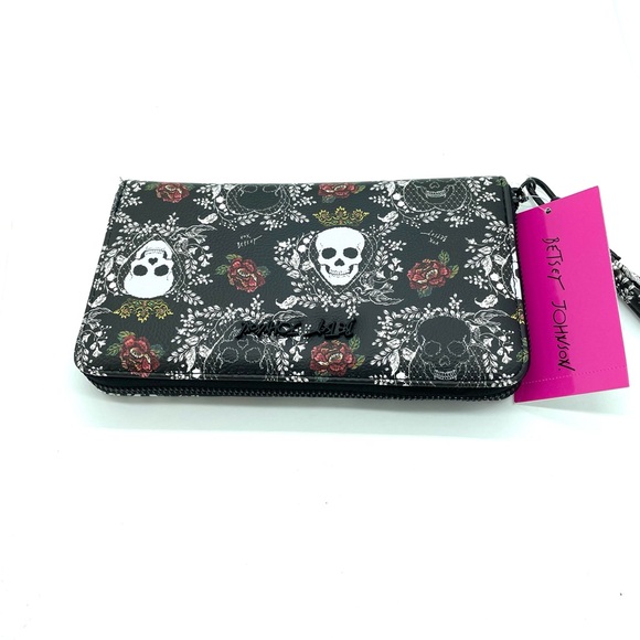 Betsey Johnson Wallet Wristlet Black Women - Picture 1 of 9